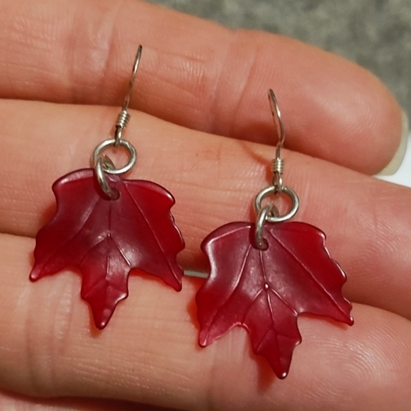 DARK RUBY RESIN MAPLE LEAVES .925 HOOK DROP DANGLE 1.5" EARRINGS - Picture 6 of 9